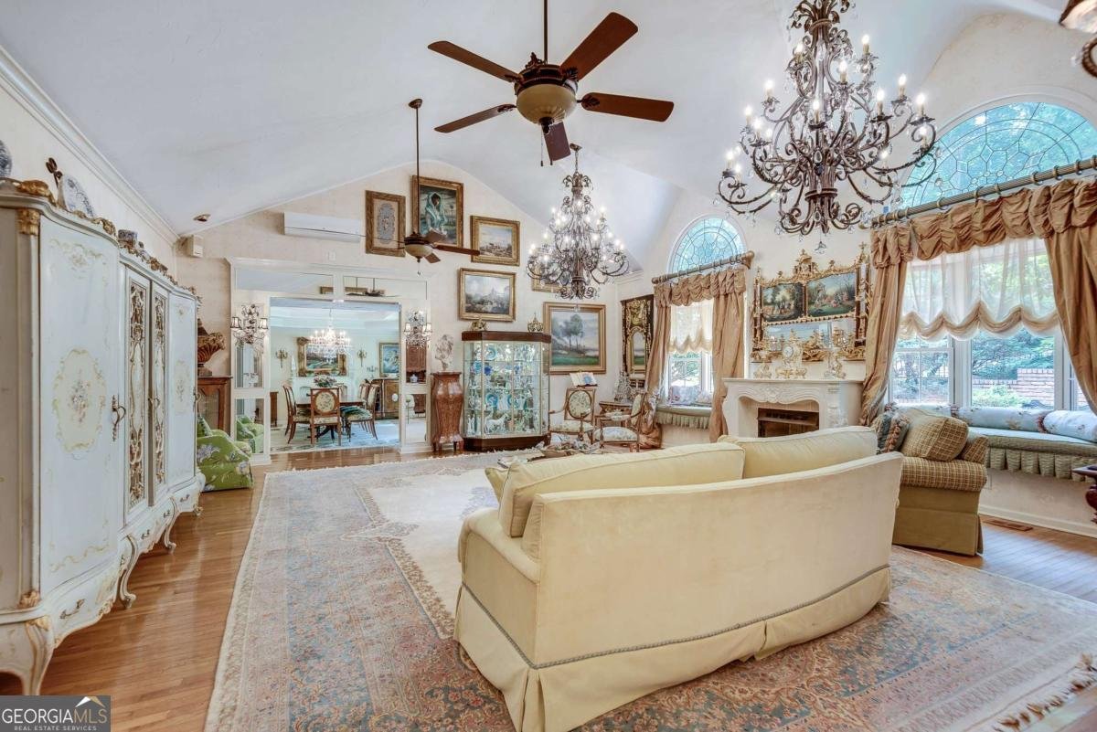 2341 Habersham Drive Marietta - Photo 13