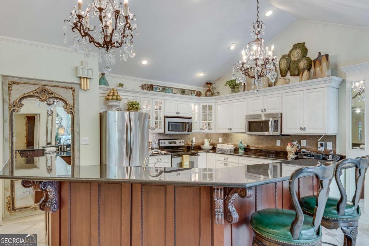 2341 Habersham Drive Marietta - Photo 18