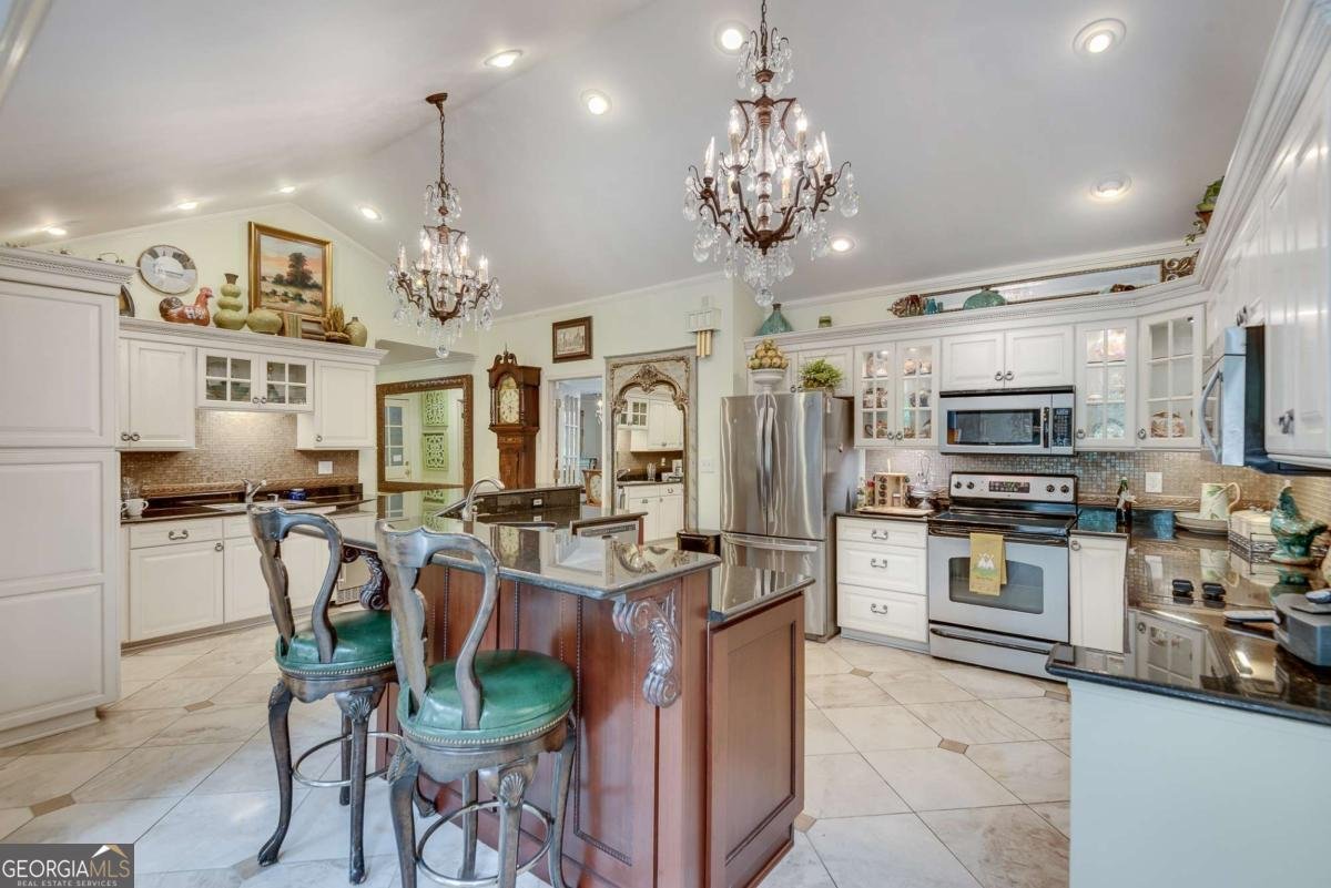 2341 Habersham Drive Marietta - Photo 19