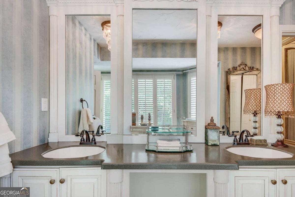 2341 Habersham Drive Marietta - Photo 41