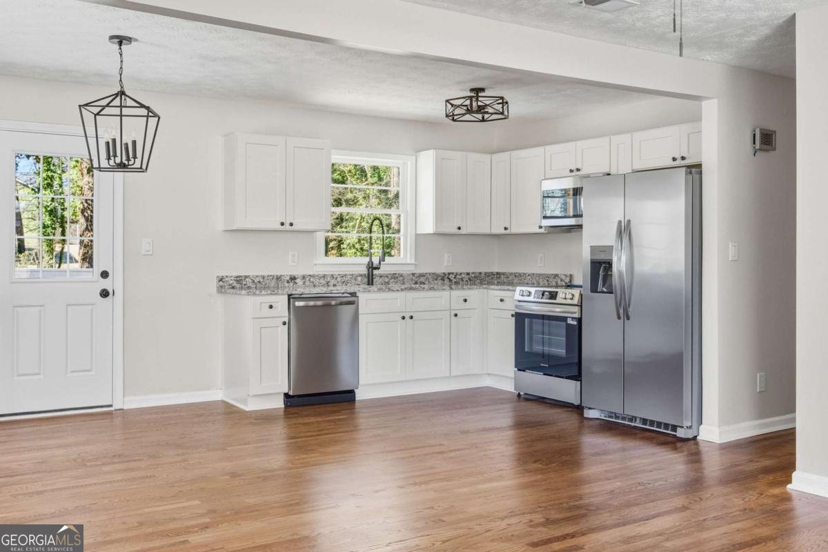 4220 Kent Drive Powder Springs - Photo 11