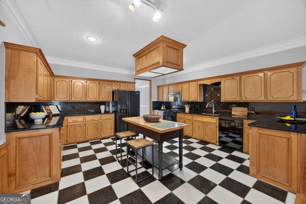 3210 Hall Garden Road Snellville - Photo 6