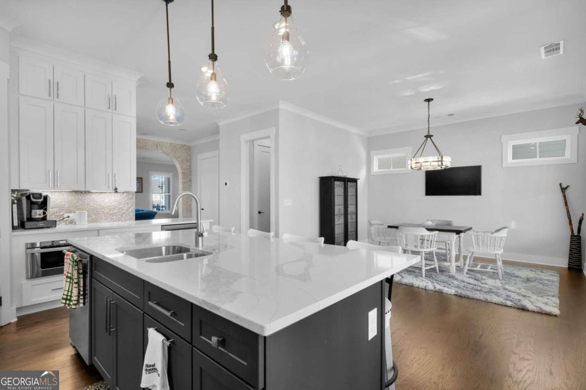 605 Club Drive Woodstock - Photo 14
