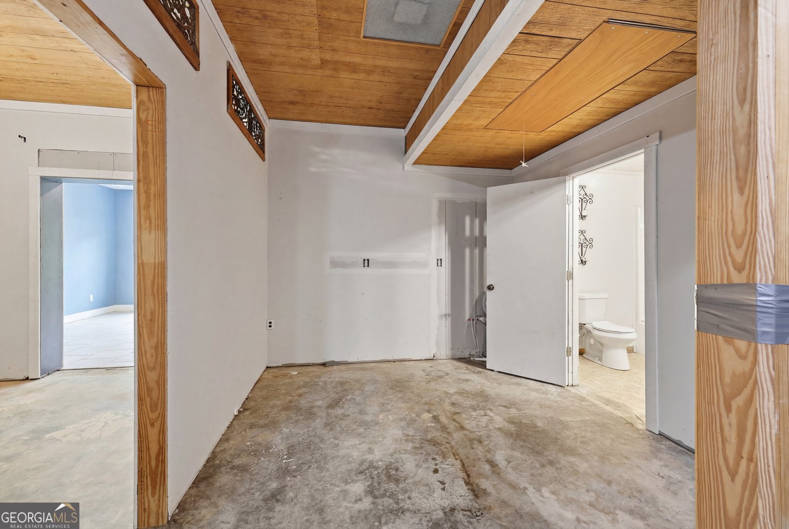 1042 Lakeland Drive Toccoa - Photo 21