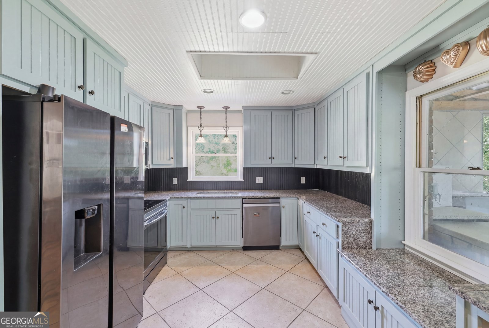 1042 Lakeland Drive Toccoa - Photo 7