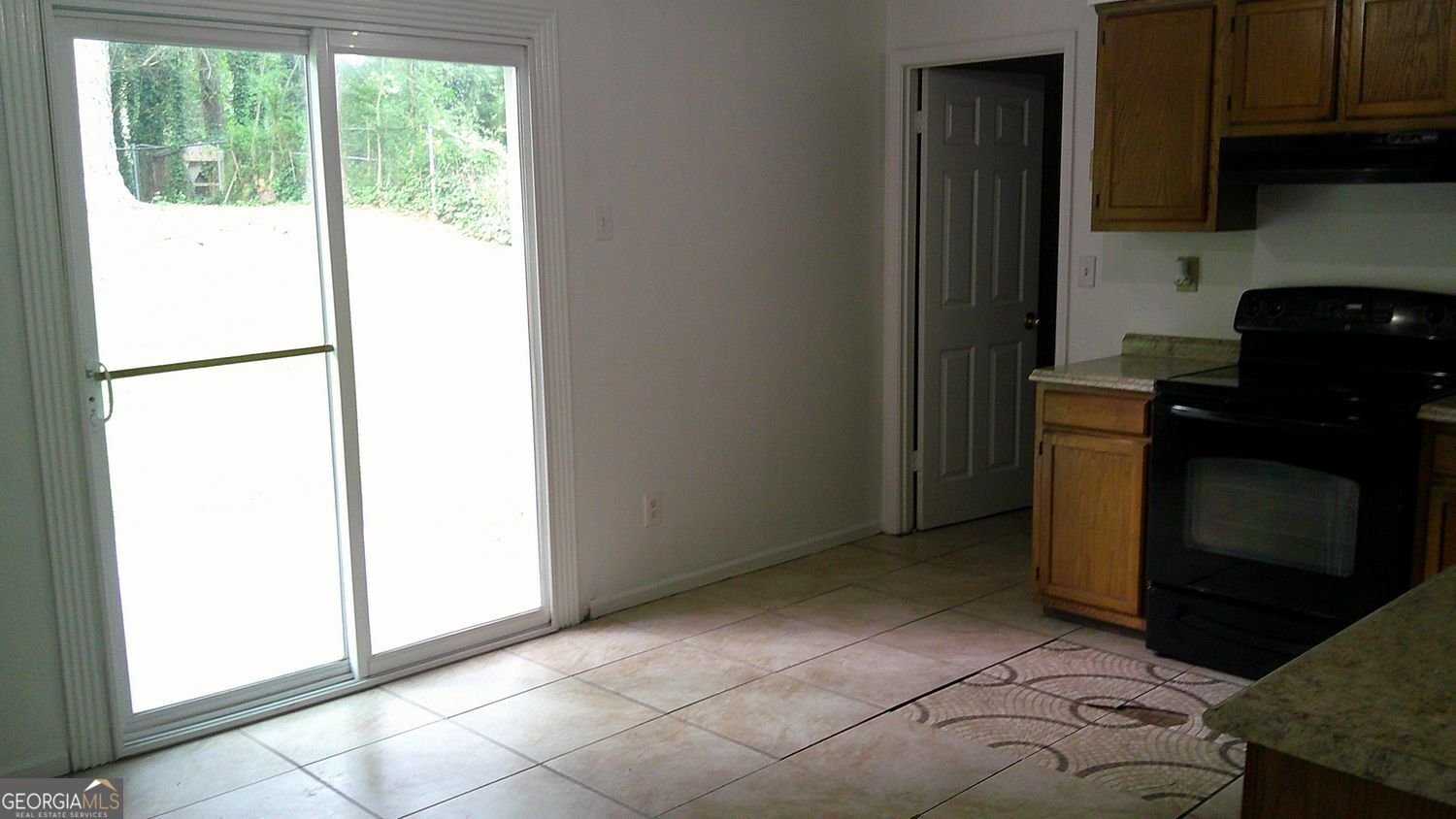 5370 Garvey Drive Fairburn - Photo 7