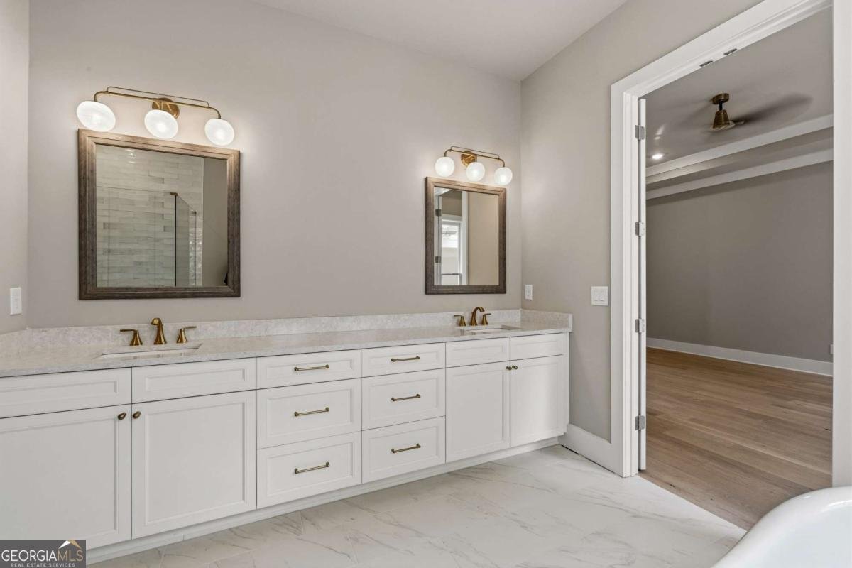1033 Crossroad Trail Milton - Photo 20