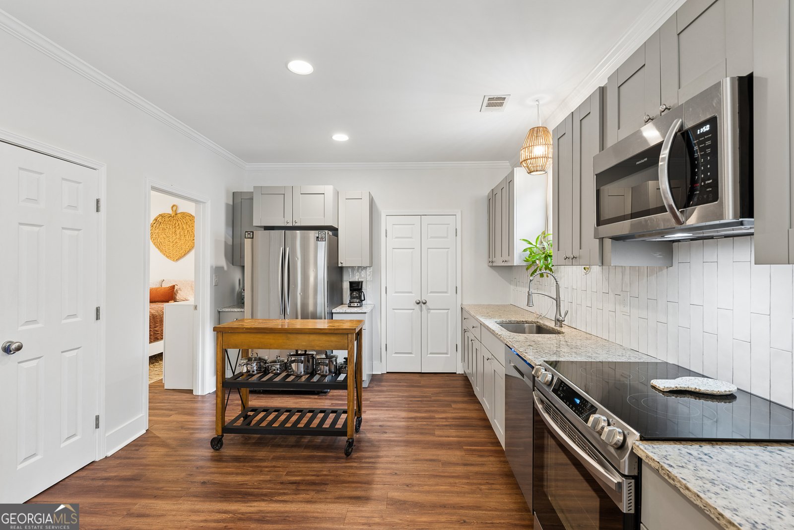 2533 Romain Way East Point - Photo 14