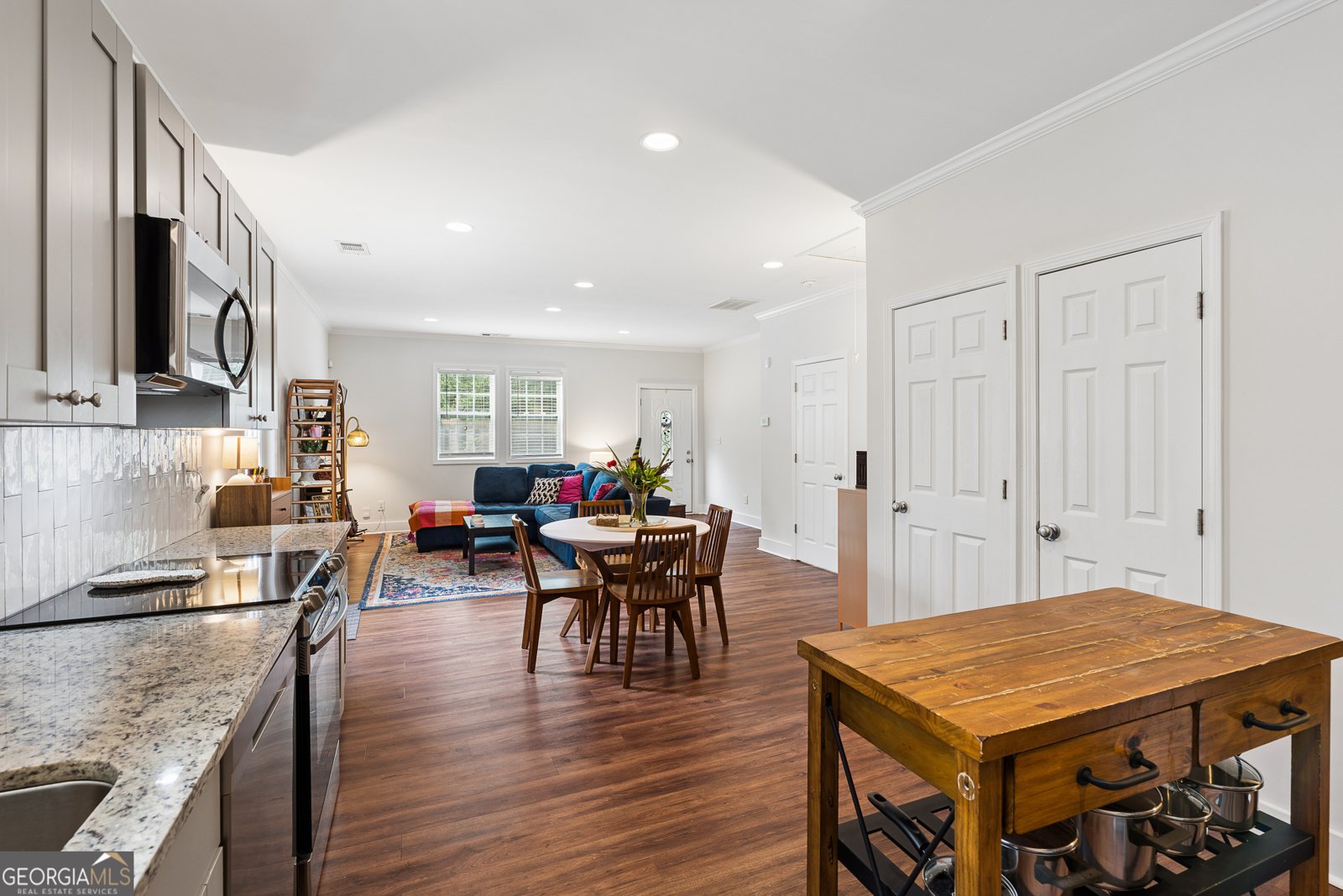 2533 Romain Way East Point - Photo 19