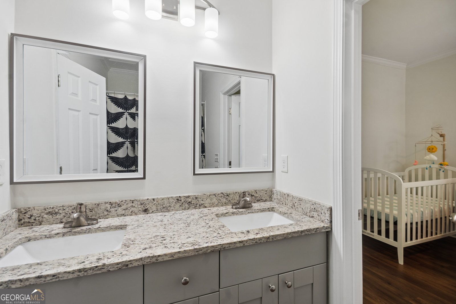 2533 Romain Way East Point - Photo 32