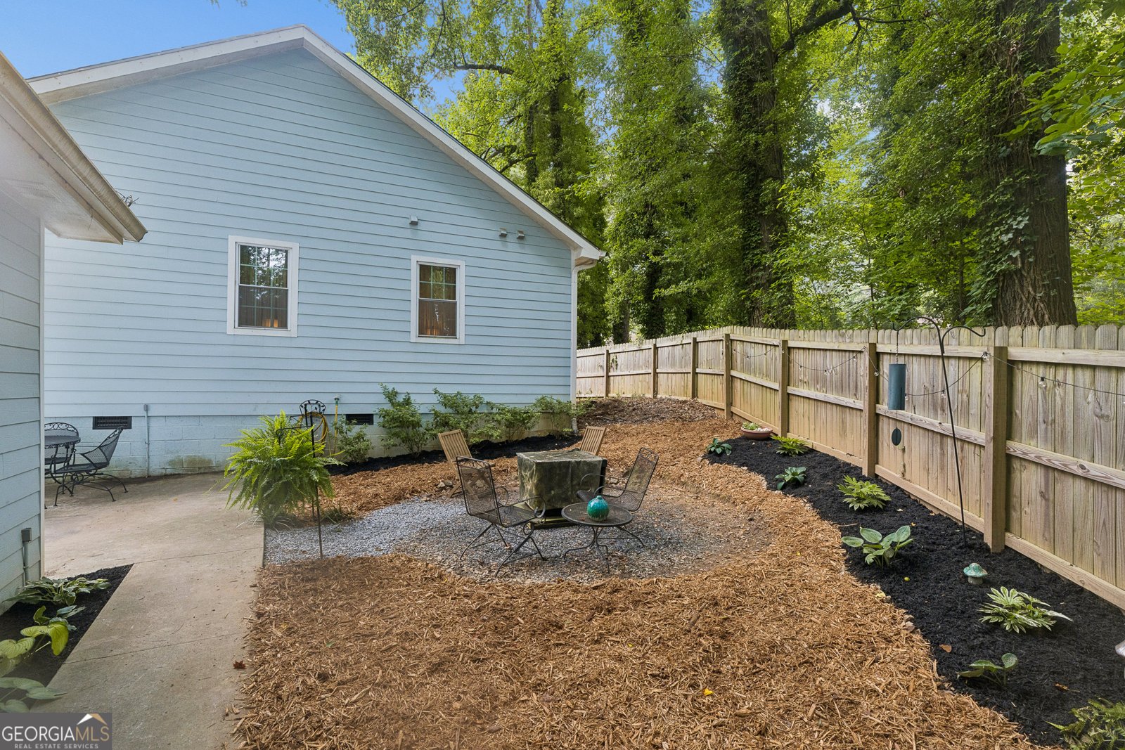 2533 Romain Way East Point - Photo 39