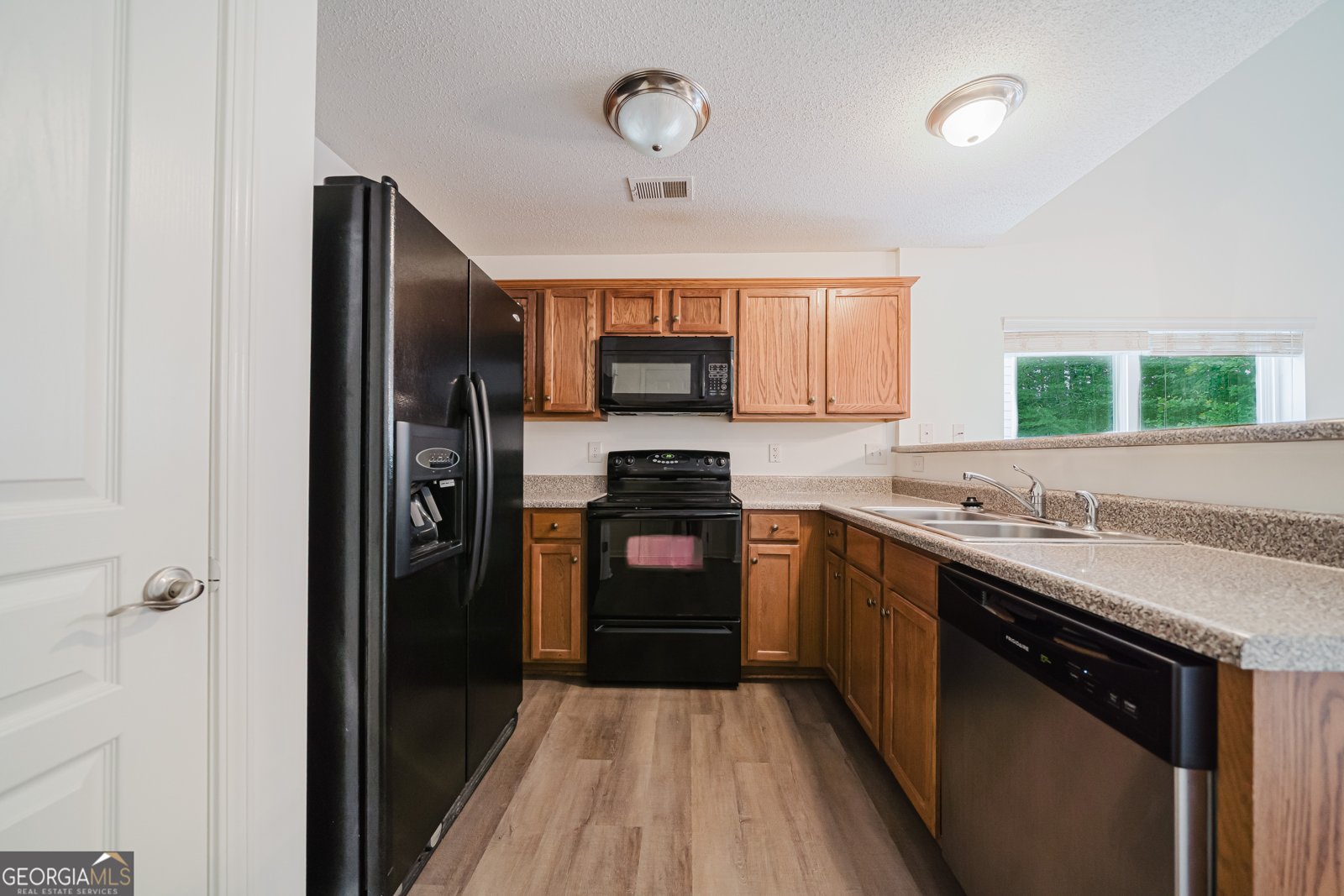 457 Colonial Walk Woodstock - Photo 13