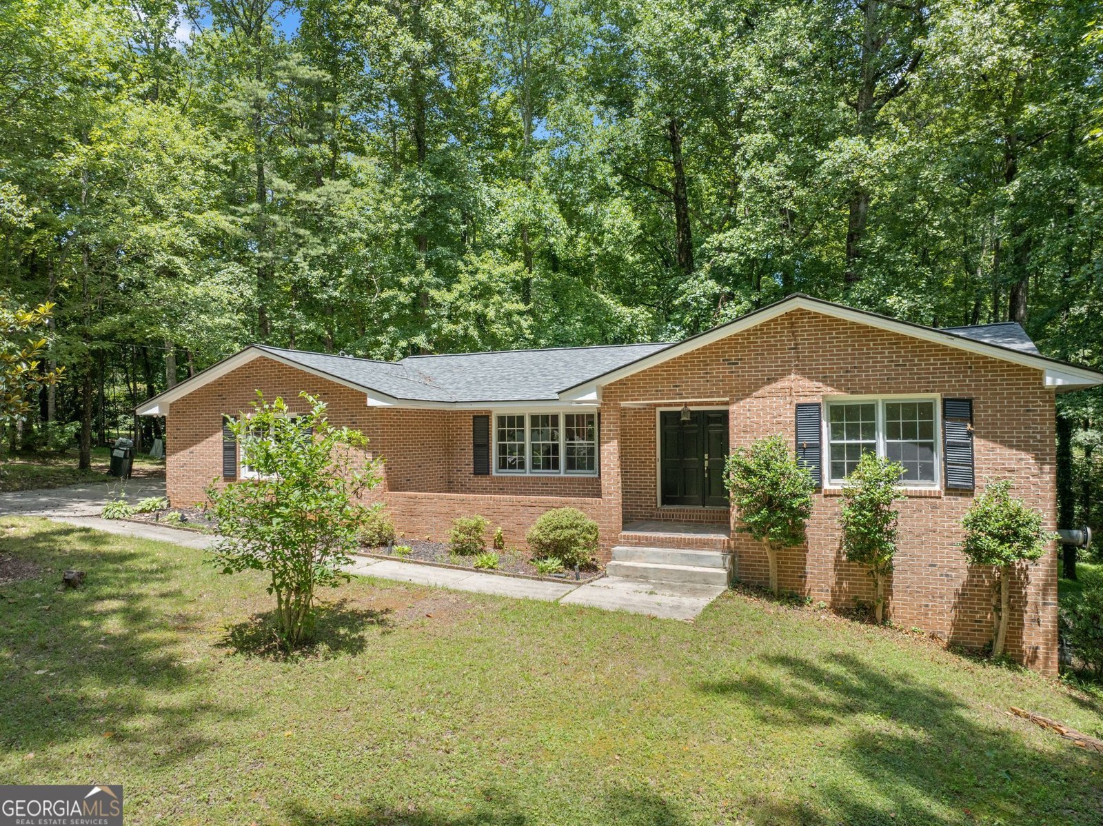 20 Pine Lake Drive Cumming - main photo