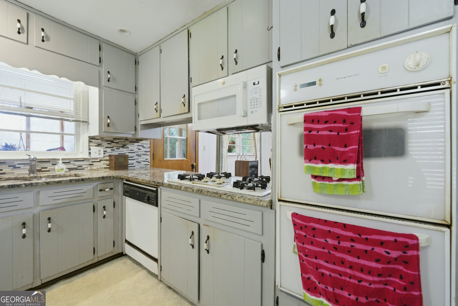 6574 Amity Court Rex - Photo 7