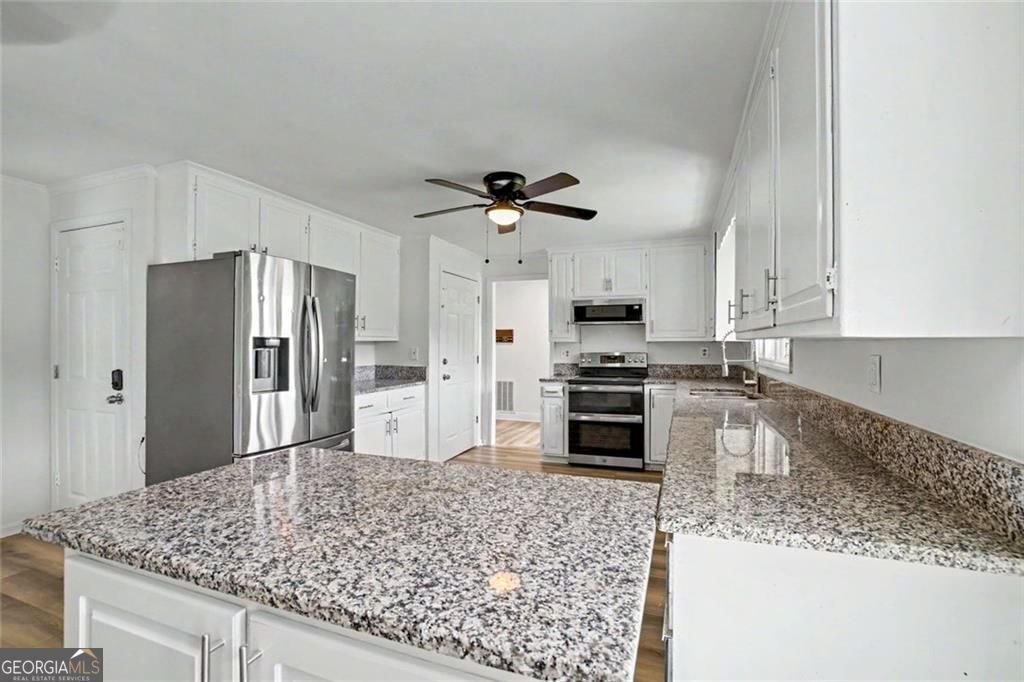 1605 Shackelford Road Griffin - Photo 14