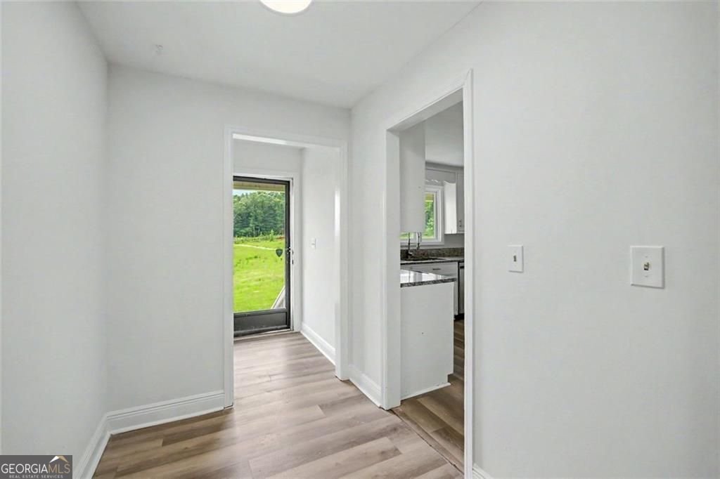 1605 Shackelford Road Griffin - Photo 9