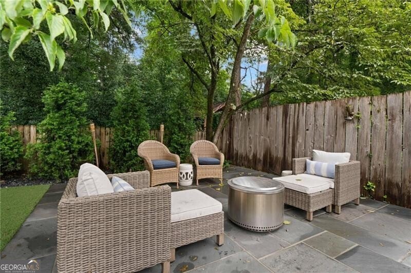 1556 Walthall Court Atlanta - Photo 56