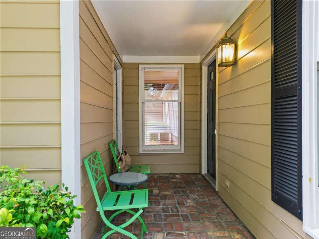 128 Great Oaks Lane Roswell - Photo 6