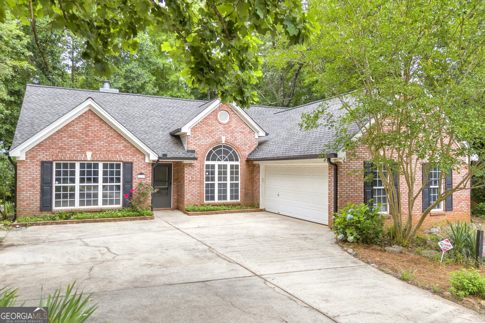 271 Jackson Park Drive Hoschton - main photo