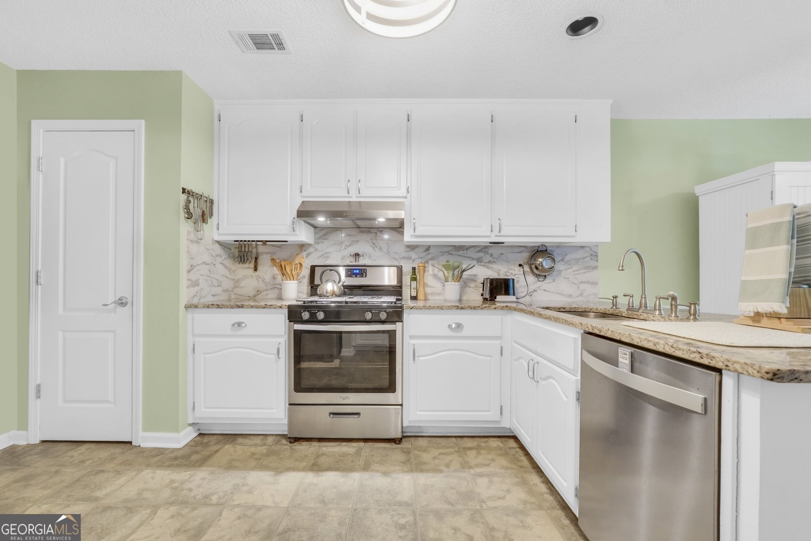 187 Pine Branch Drive Stockbridge - Photo 11