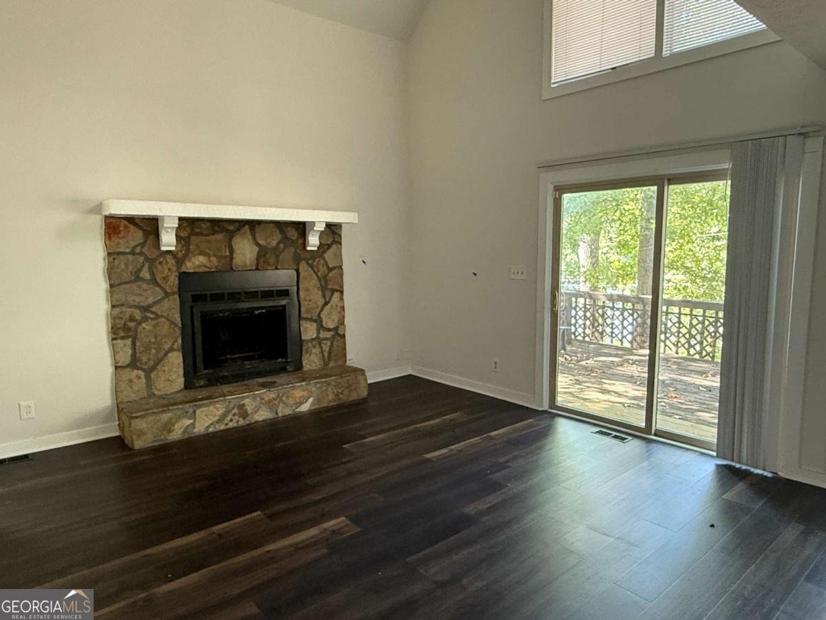 8439 Lake Drive Snellville - Photo 11