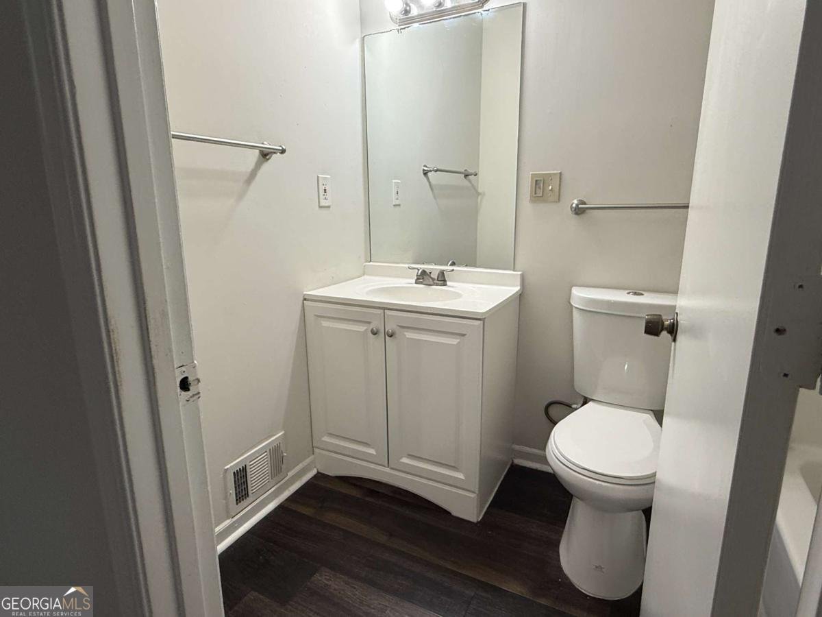 8439 Lake Drive Snellville - Photo 14