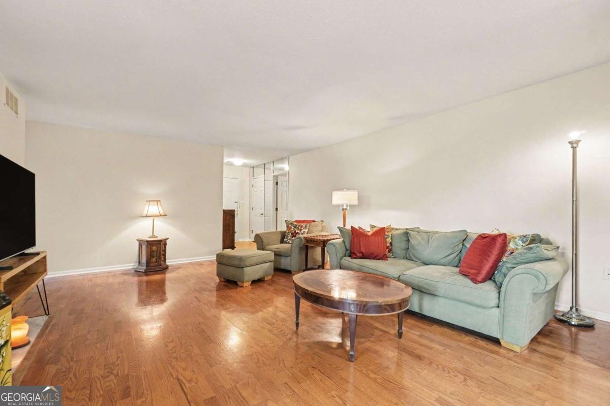 4105 Pine Heights Drive Atlanta - Photo 11