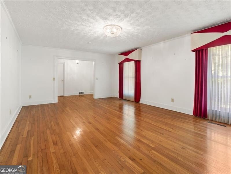 291 Memorial Drive Dallas - Photo 10