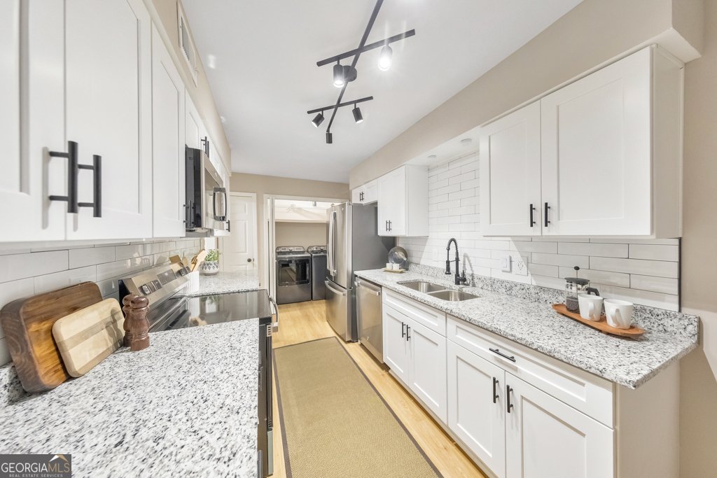 5058 Meadow Lane Marietta - Photo 14