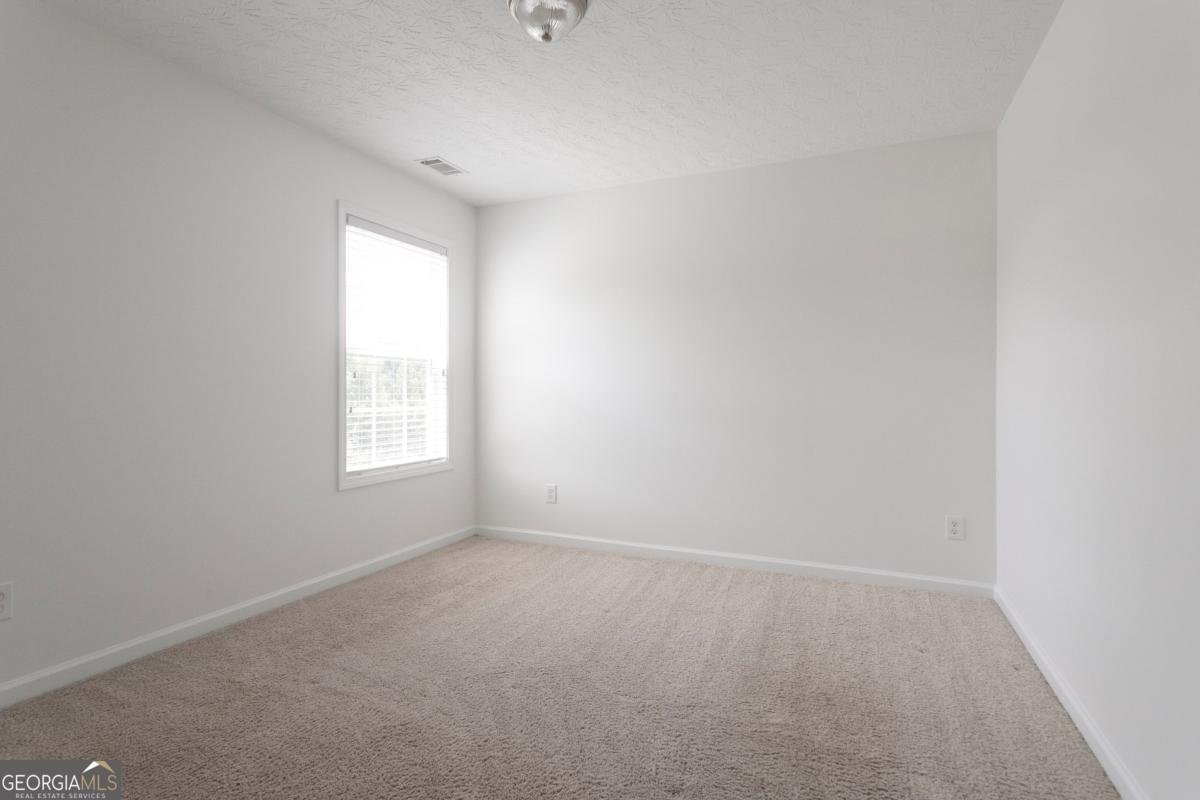 6005 Ambercrest Court Buford - Photo 15