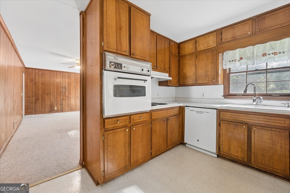 1828 Wiggins Circle Conyers - Photo 14