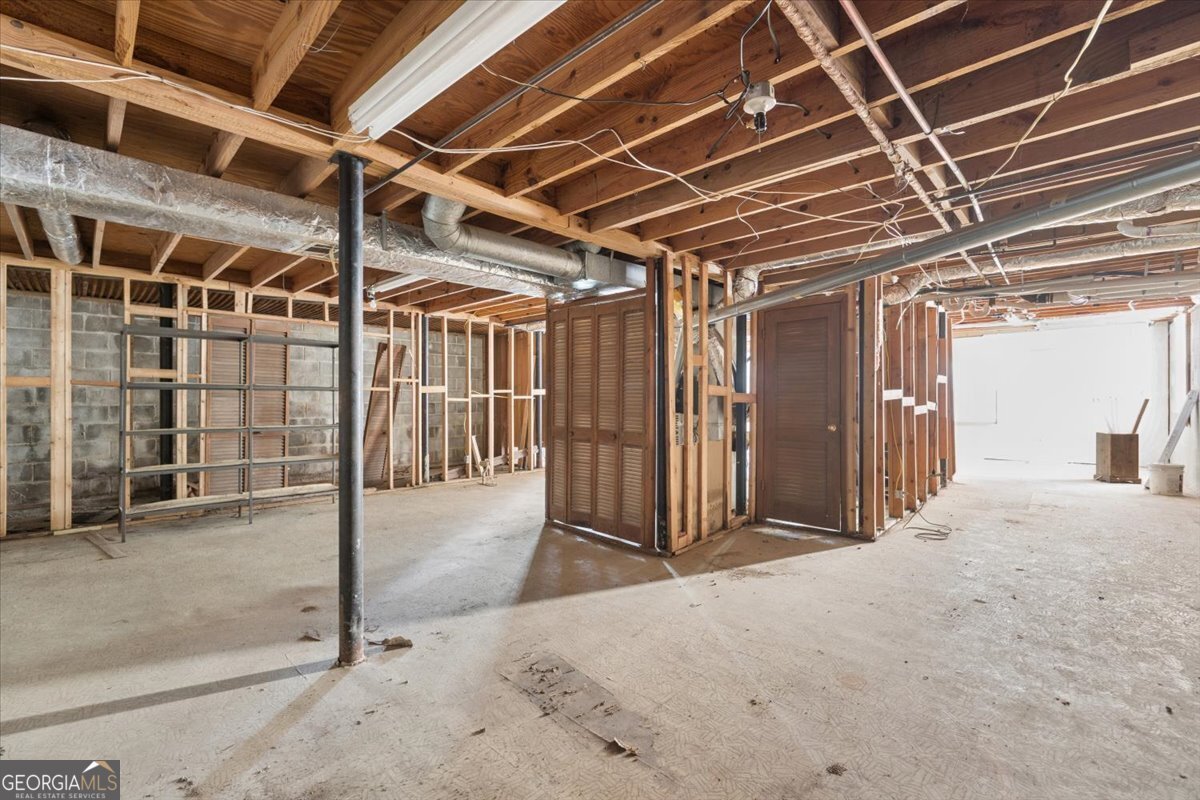 1828 Wiggins Circle Conyers - Photo 32