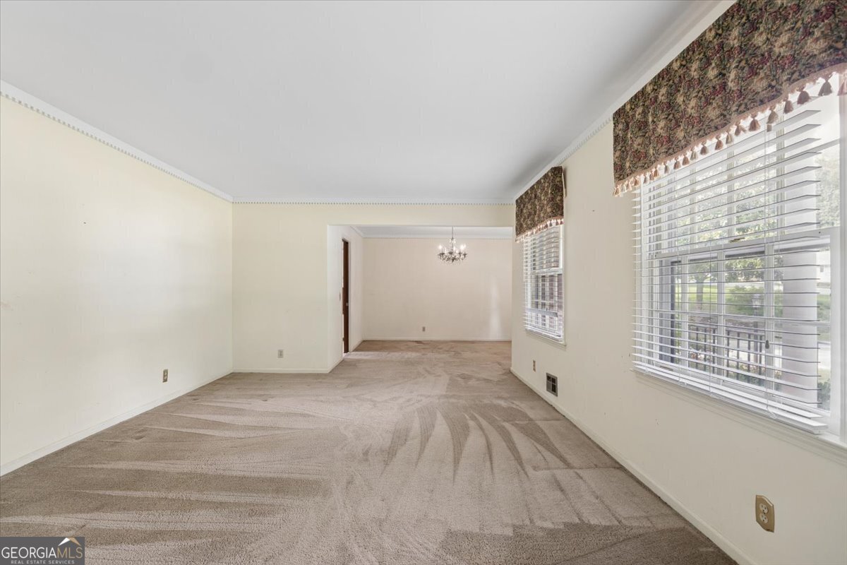 1828 Wiggins Circle Conyers - Photo 6