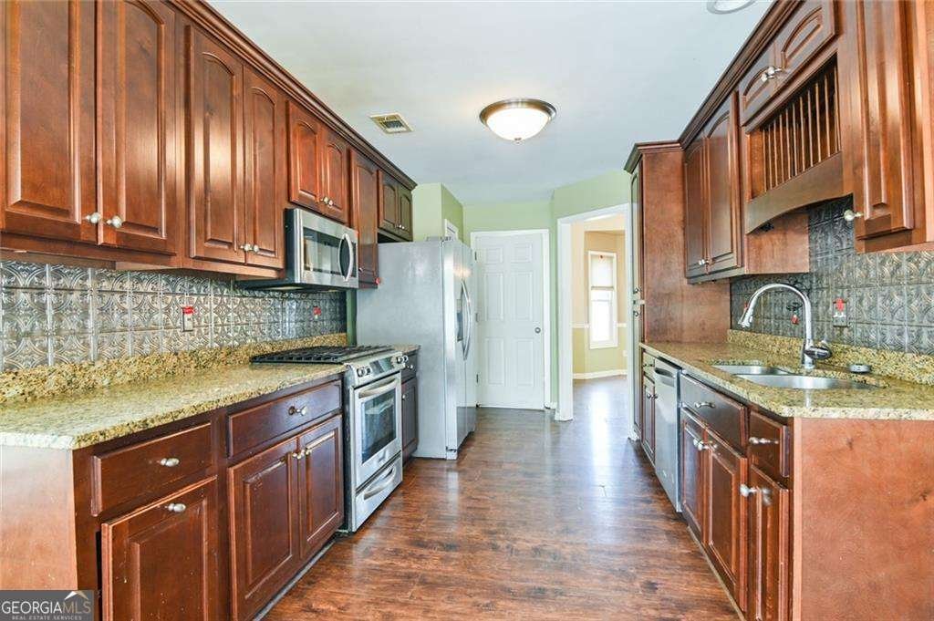 1875 Clear Springs Lane Lawrenceville - Photo 9