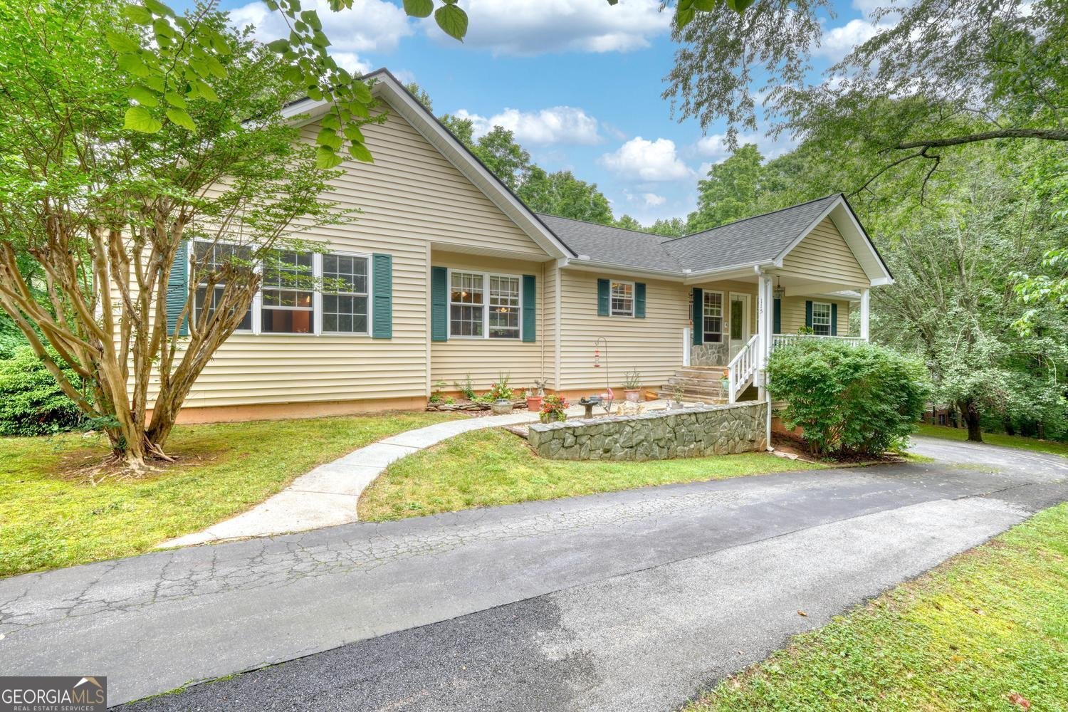 115 Ledge Lane Blairsville - main photo