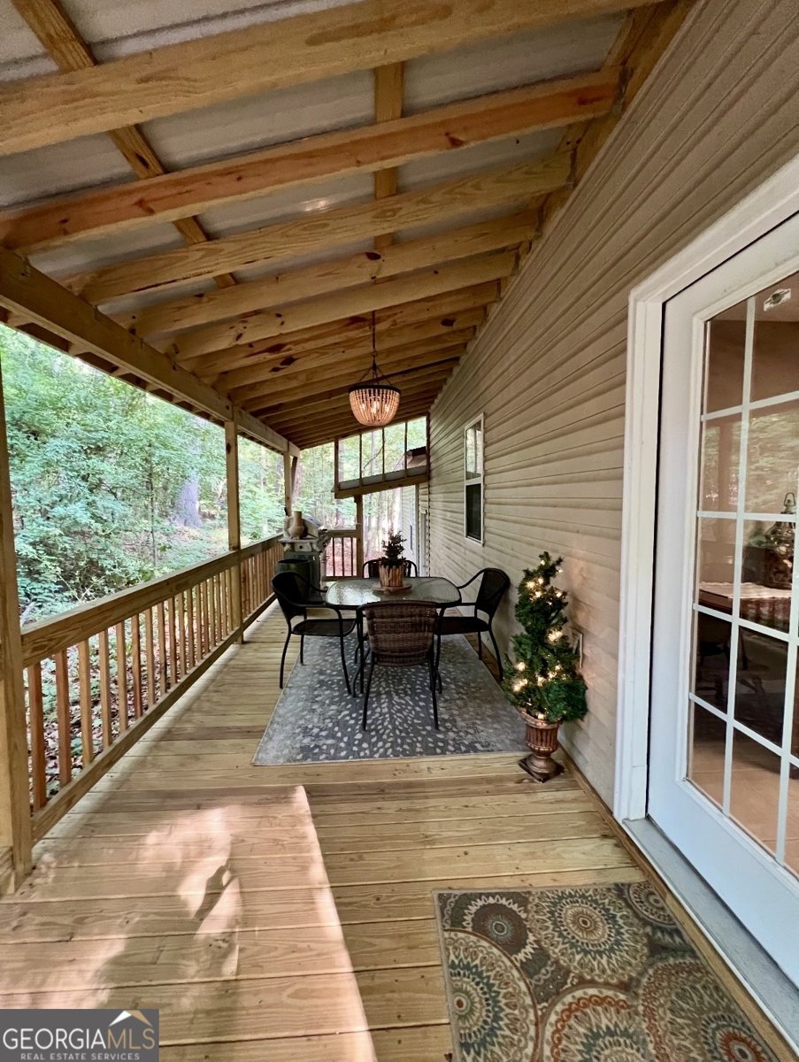 70 Park Street Lavonia - Photo 8