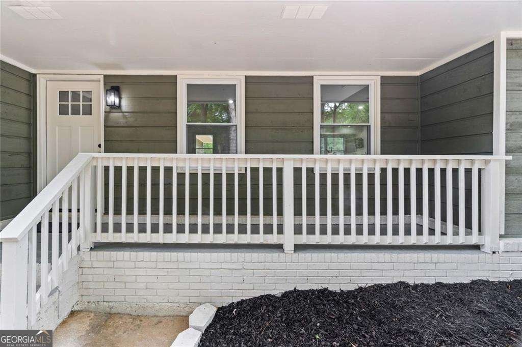 1590 Johnson Road Conyers - Photo 6