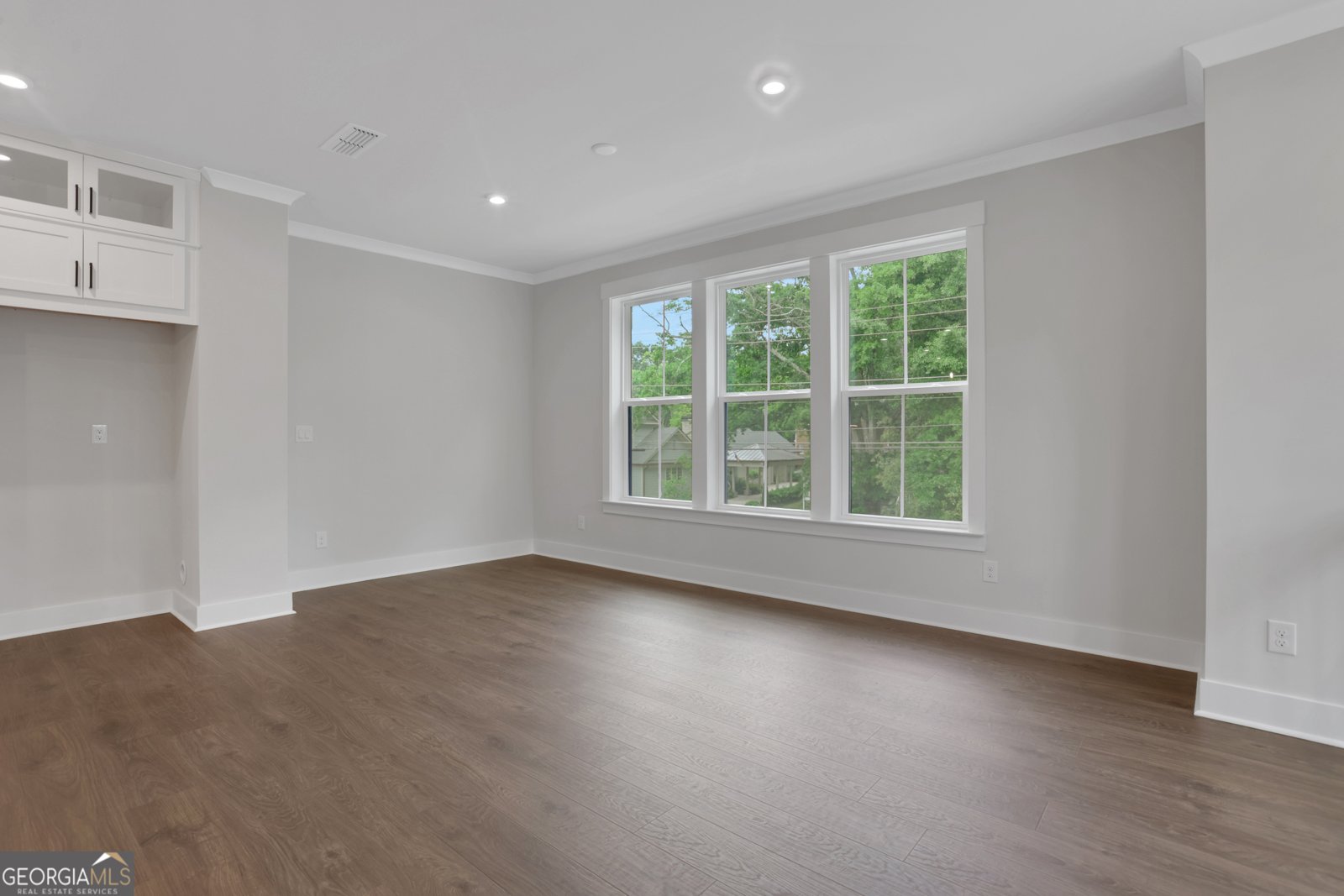 110 Bridgecrest Road Roswell - Photo 8