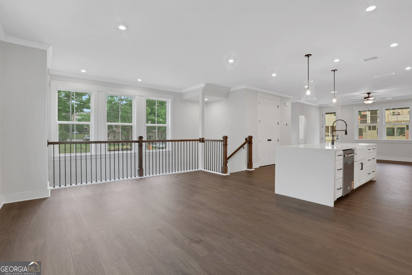 110 Bridgecrest Road Roswell - Photo 9