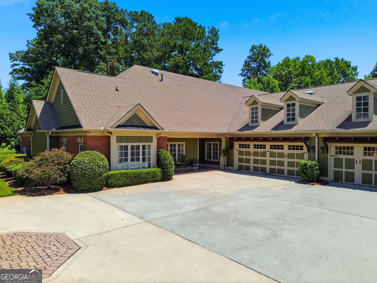 2496 Ballantrae Circle Cumming - main photo