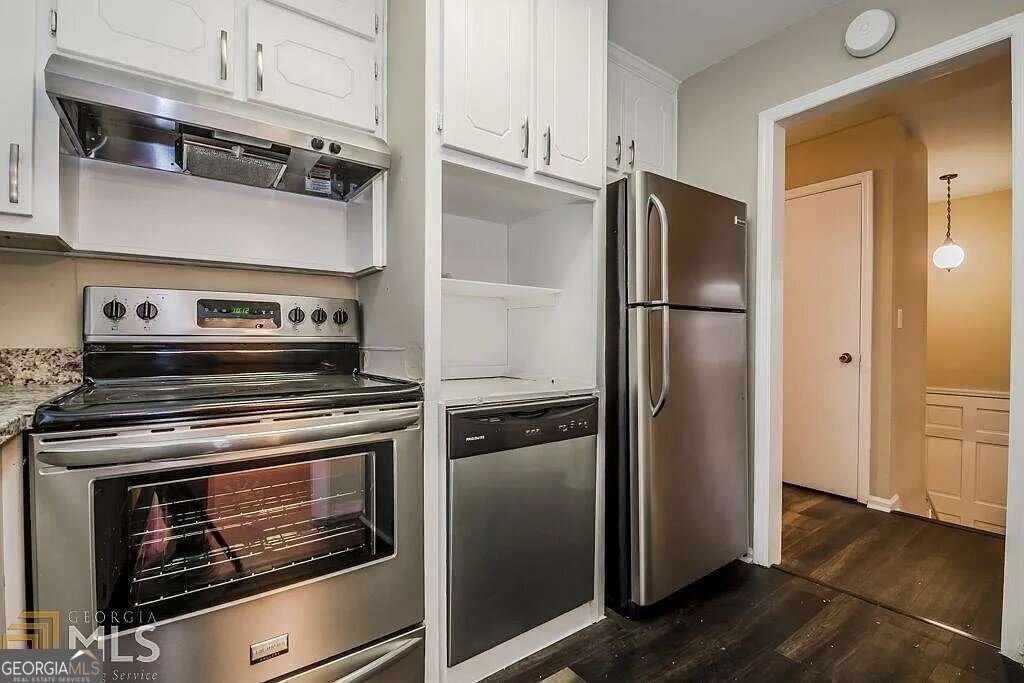 537 Reba Road Lawrenceville - Photo 9
