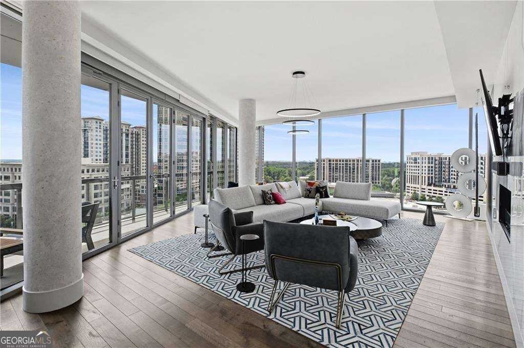 3107 Peachtree Road Atlanta - main photo