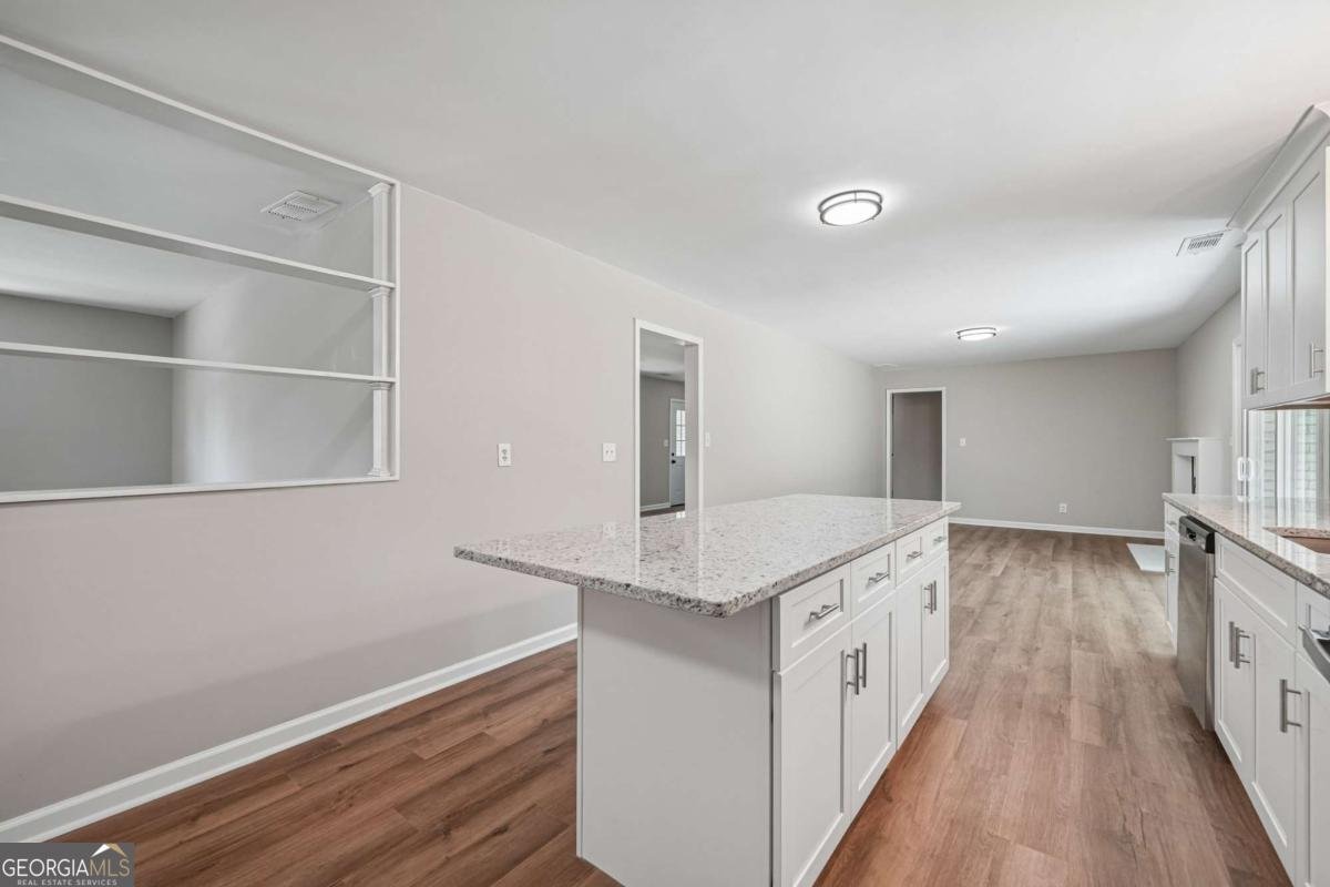 1352 White Oak Street Conyers - Photo 10