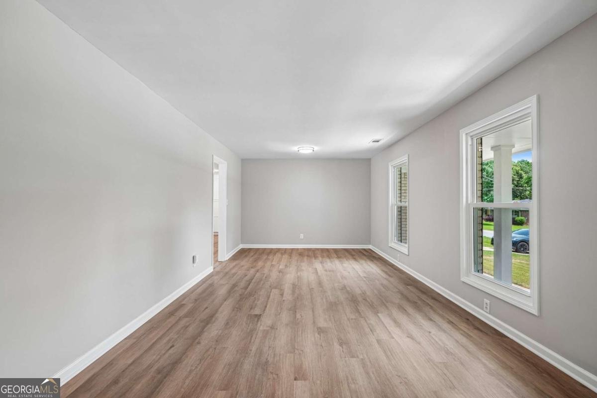 1352 White Oak Street Conyers - Photo 7