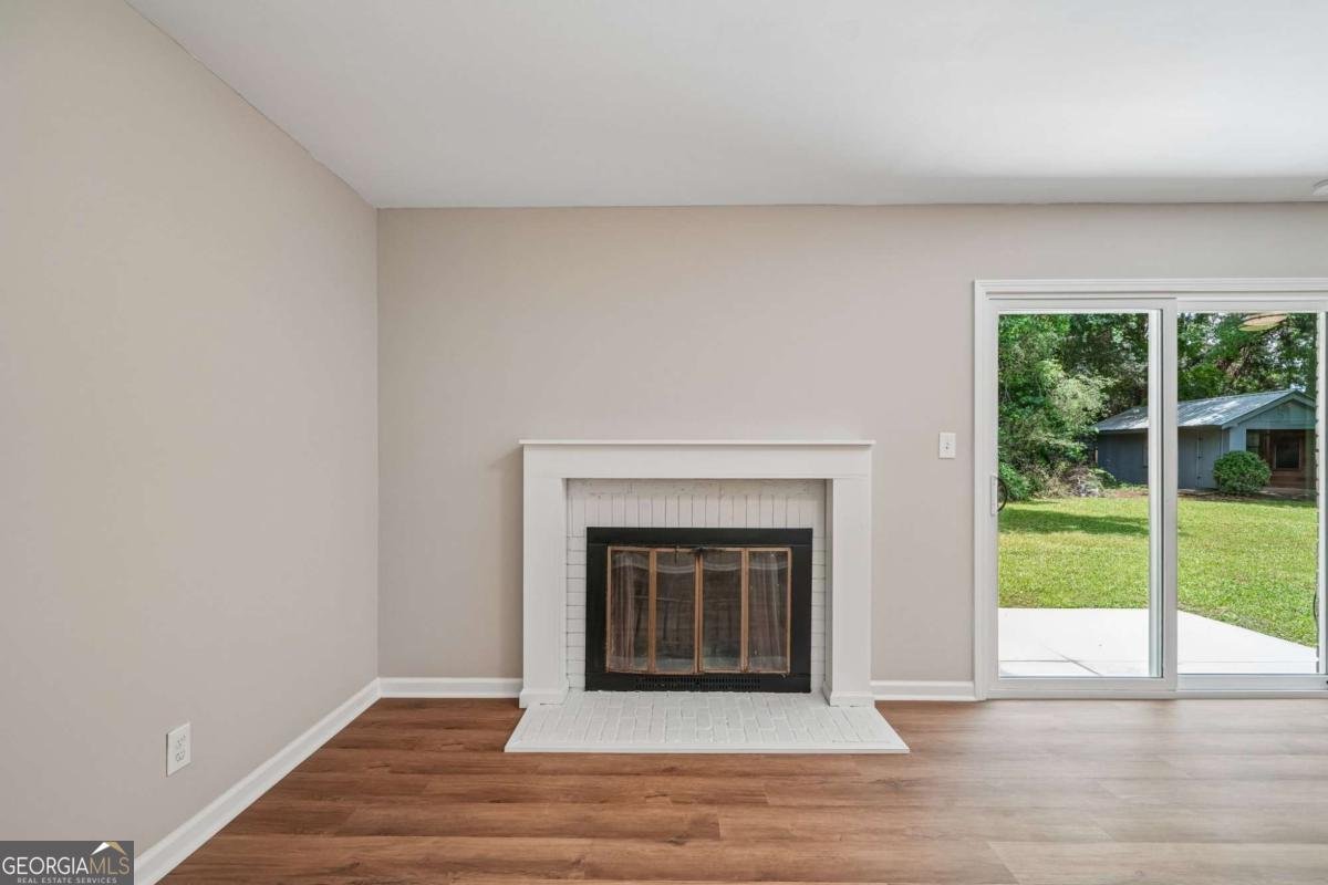 1352 White Oak Street Conyers - Photo 9