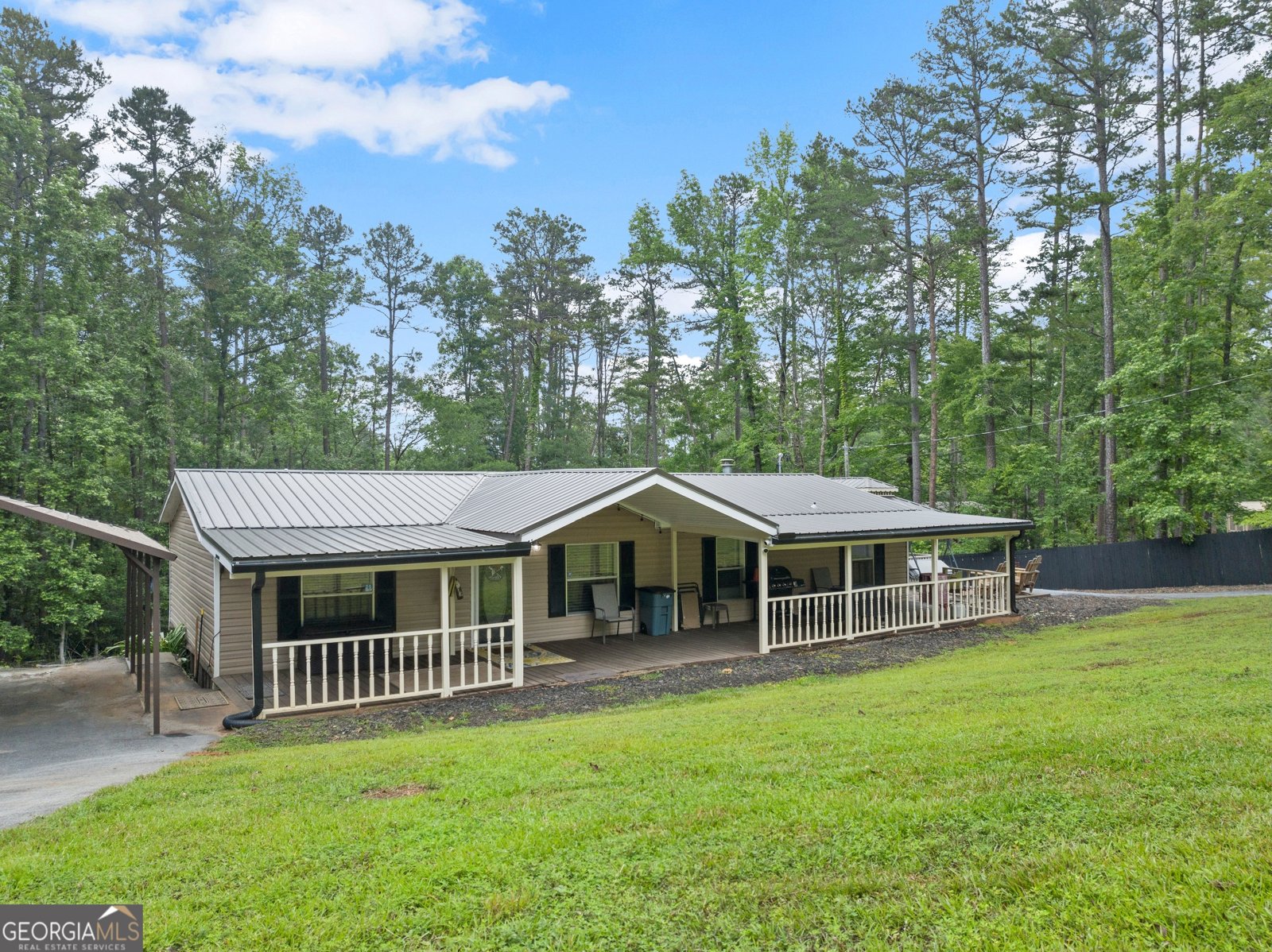 679 Suttles Road Martin - main photo