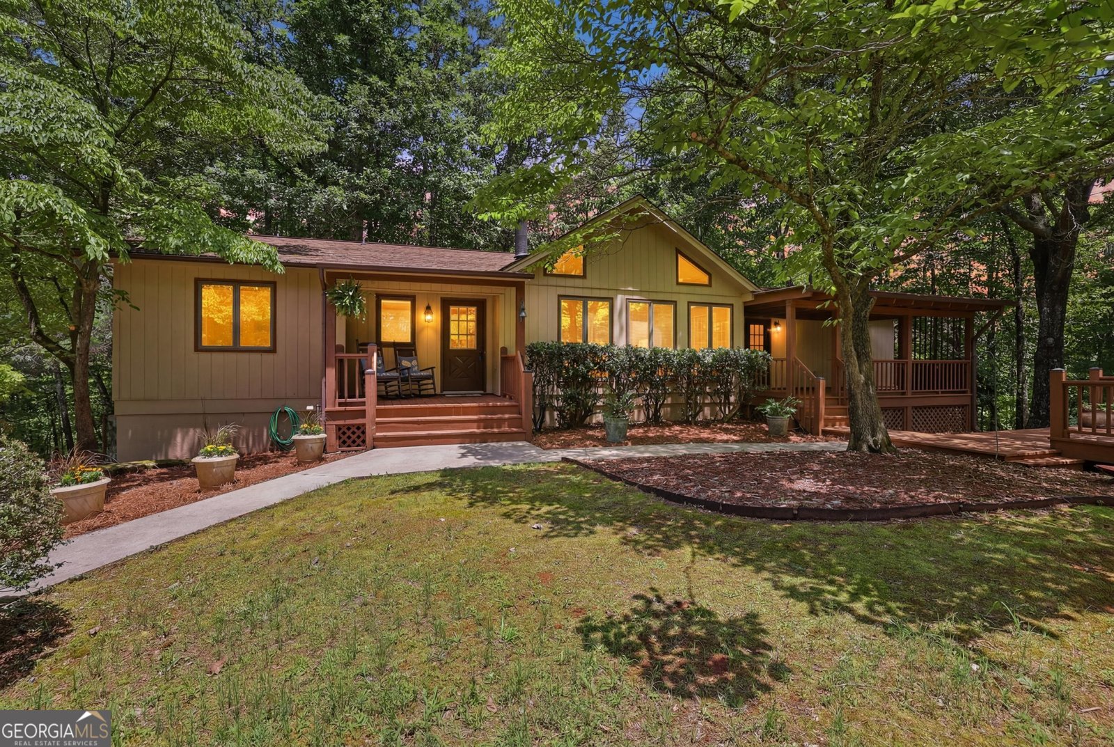 925 Horseshoe Bend Road Dahlonega - main photo