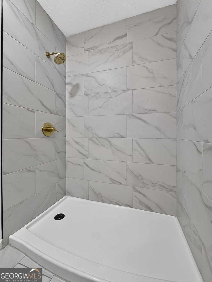 124 Walnut Grove Road Griffin - Photo 32