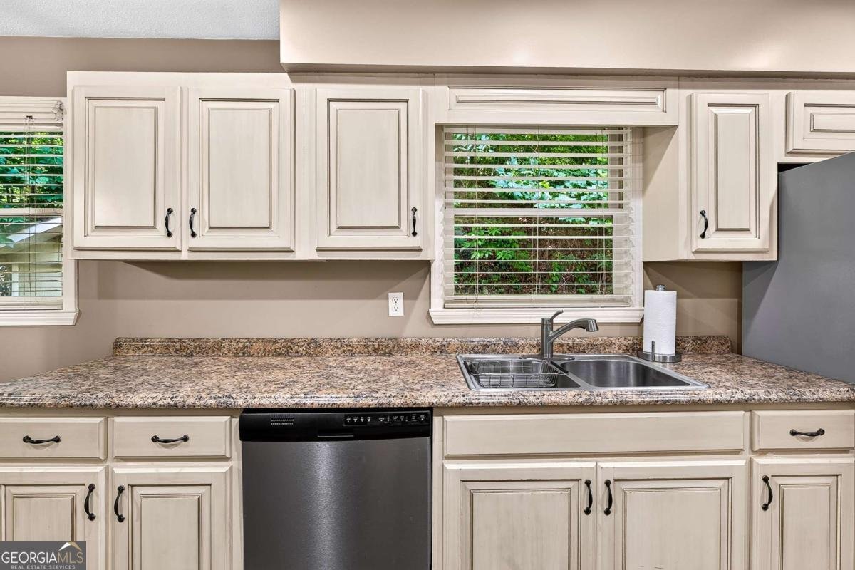 3425 Appalachian Highway Blue Ridge - Photo 10