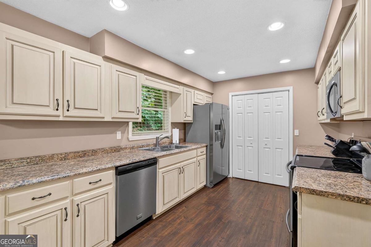 3425 Appalachian Highway Blue Ridge - Photo 9
